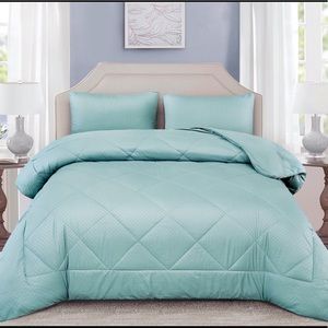 3 Pc Down Alternative Comforter